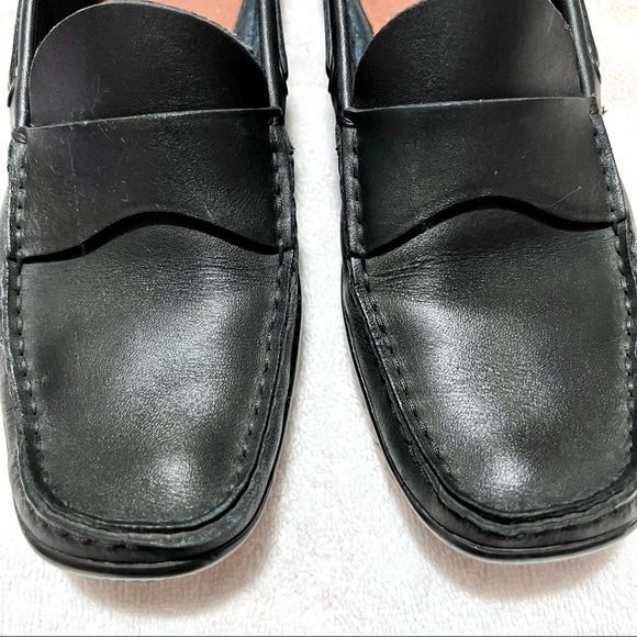 PRADA Made in Italy genuine Black Leather Loafers womens Size: 5.5 / IT 35.5 - Picture 4 of 11